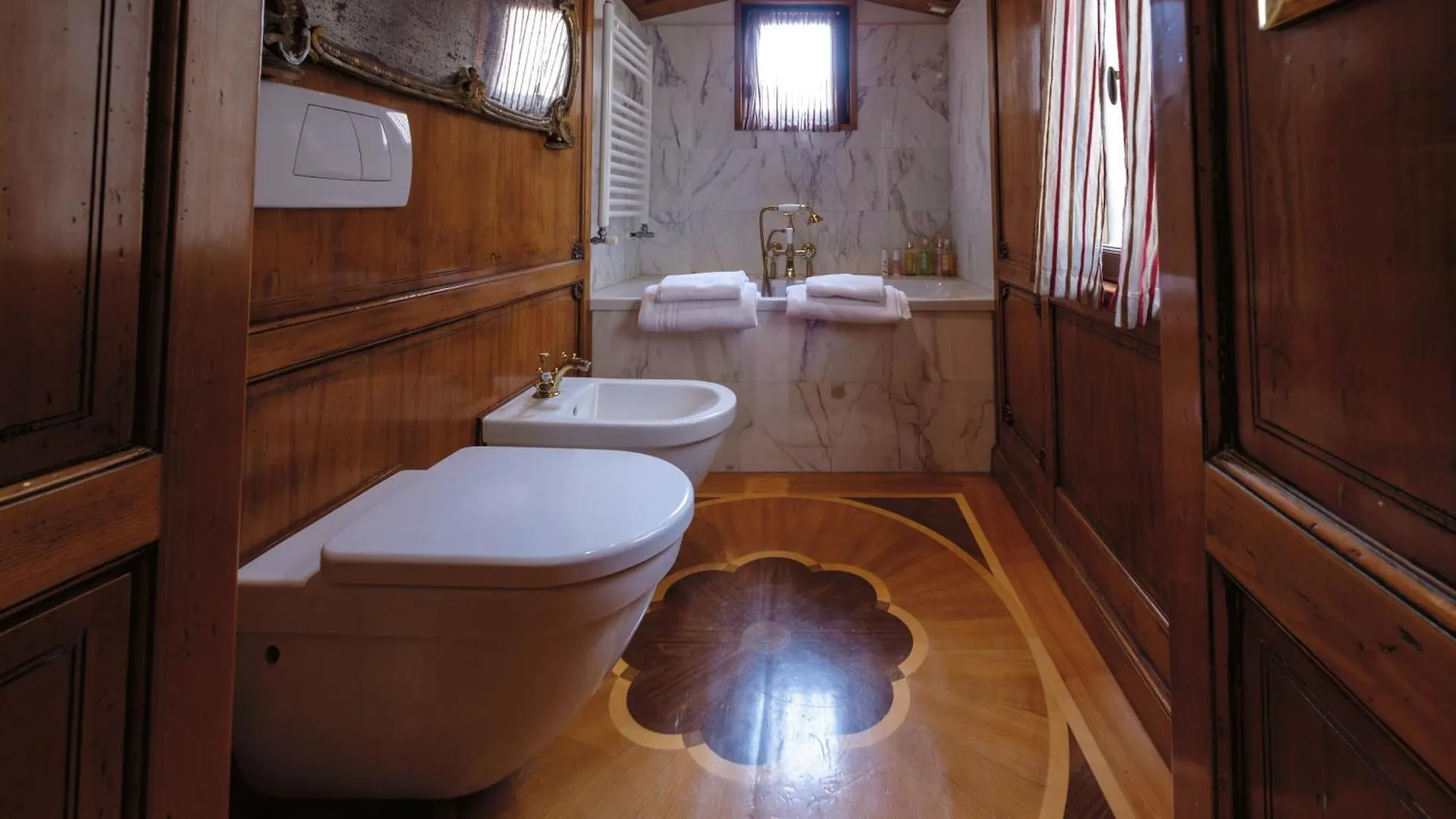 Palazzo Ca' Bernardo By Francesco Molon Hotel Venice Guest house