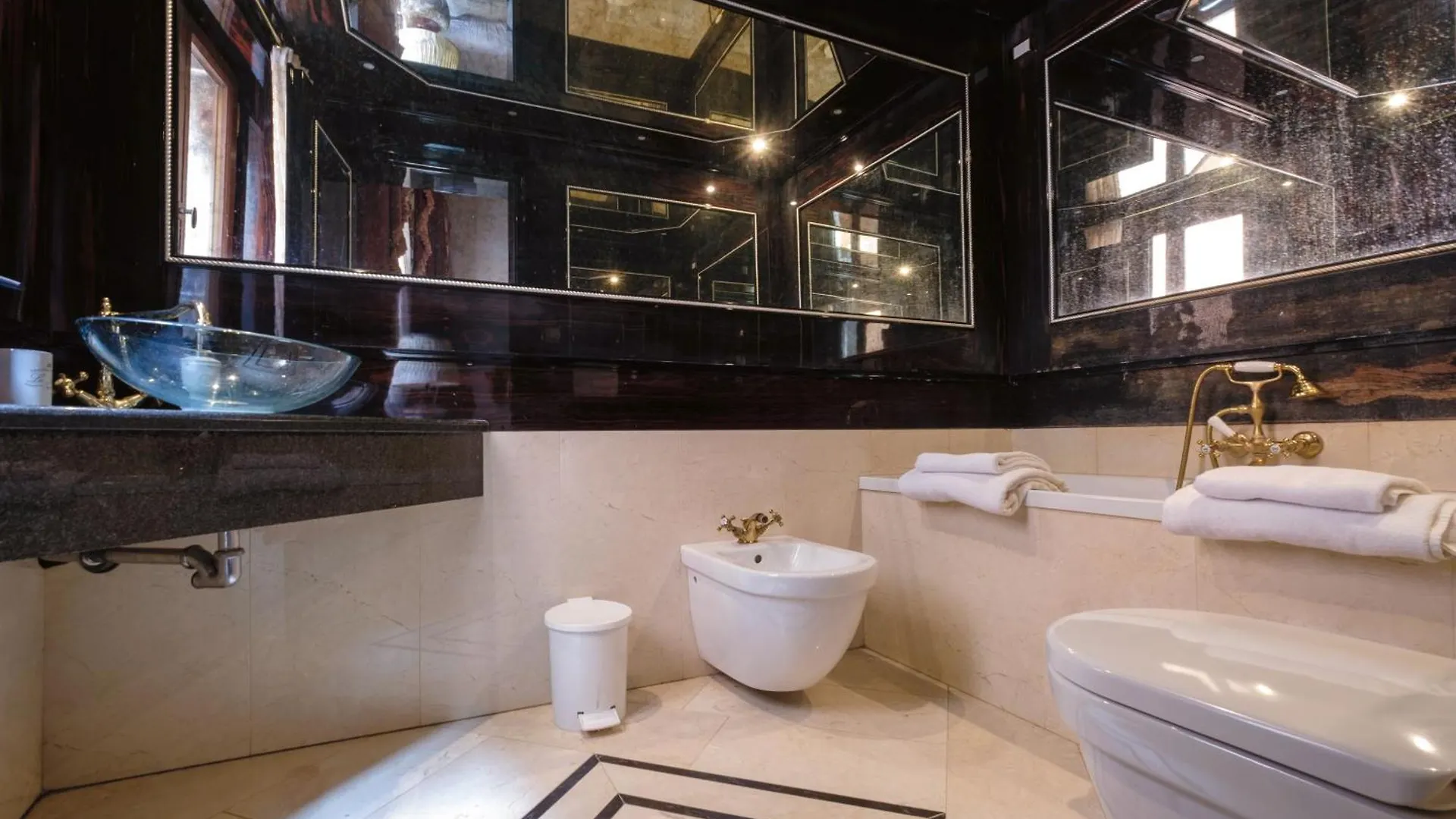 Palazzo Ca' Bernardo By Francesco Molon Hotel Venice