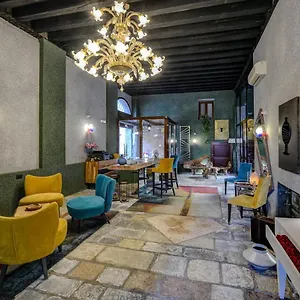 La Corte Couette-café