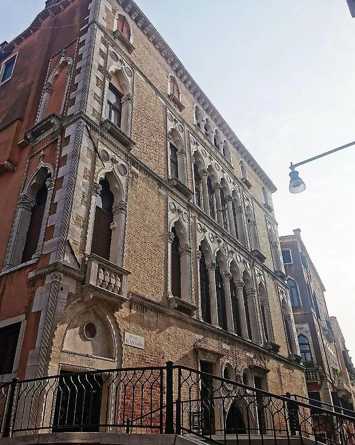 Palazzo Ca' Bernardo By Francesco Molon Hotel Venice Guest house