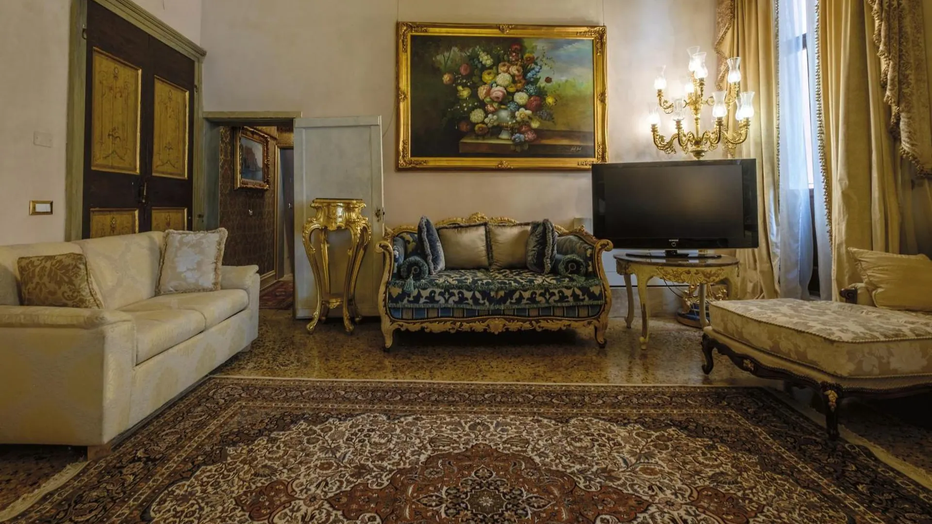 Palazzo Ca' Bernardo By Francesco Molon Hotel Venice Italy